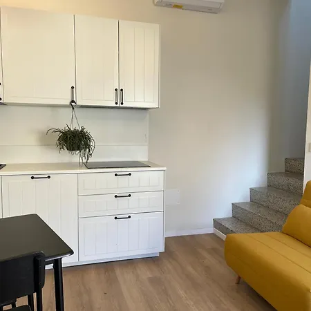 Torre Del Laghetto Apartment *
